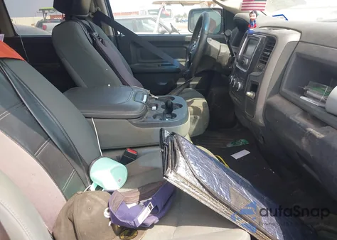 2013 Ram 1500 Express z USA, uszkodzony, nr VIN 1C6RR6FT4DS700574